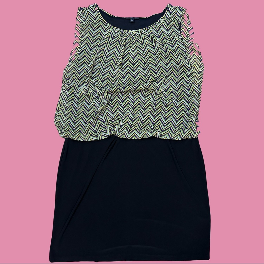 Chevron Patterned Sleeveless Dress